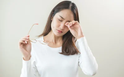 How to Deal with Dry Eyes & Light Sensitivity